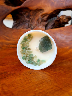 
                
                    Load image into Gallery viewer, Gemstone Soy Candle Vegan - Alit Cosmetics Made_in_Australia - Toxin Free
                
            