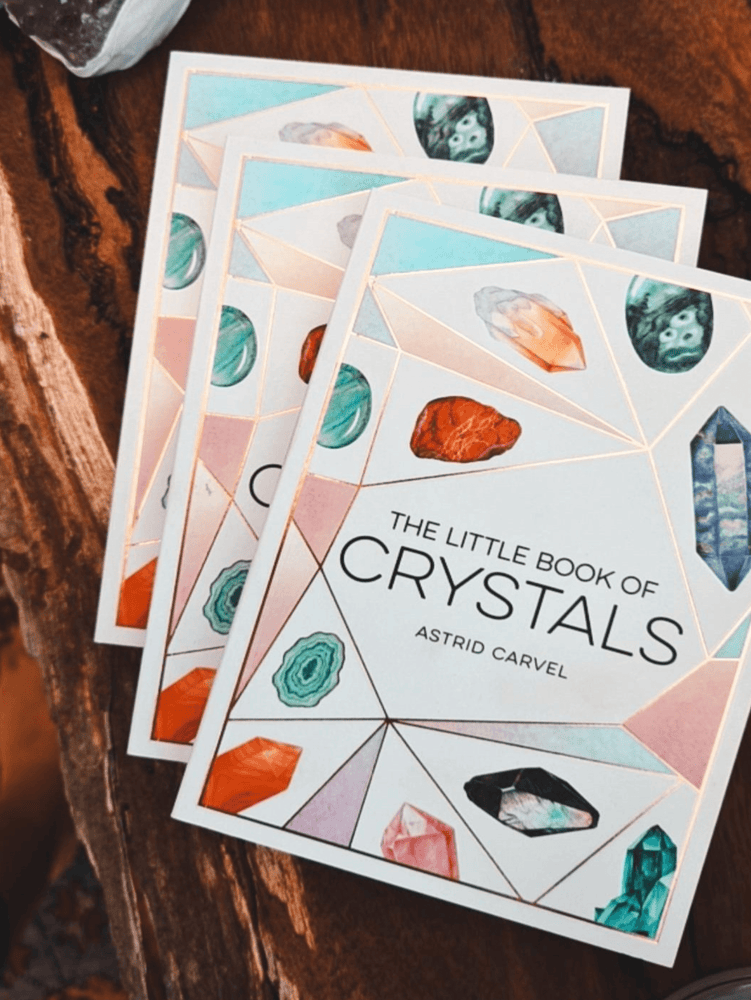 
                
                    Load image into Gallery viewer, The Little Book of Crystals Vegan - Alit Cosmetics Made_in_Australia - Toxin Free
                
            